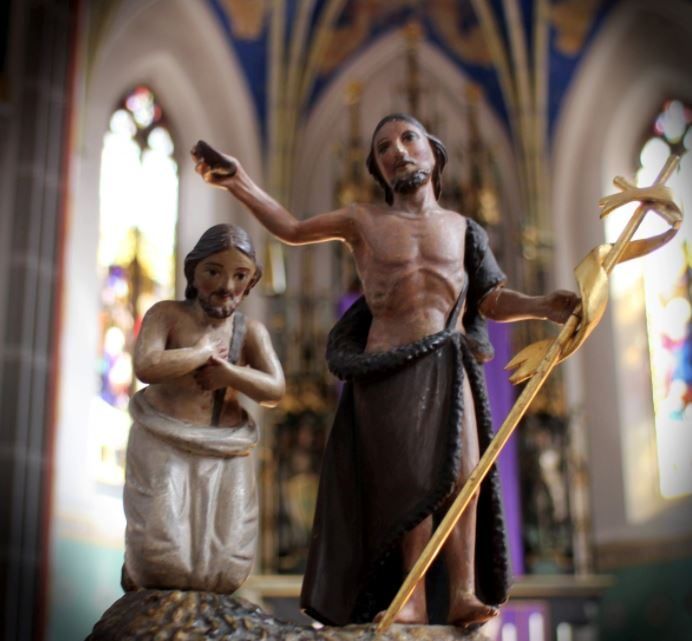 Comment choisir la bonne médaille religieuse à offrir ?